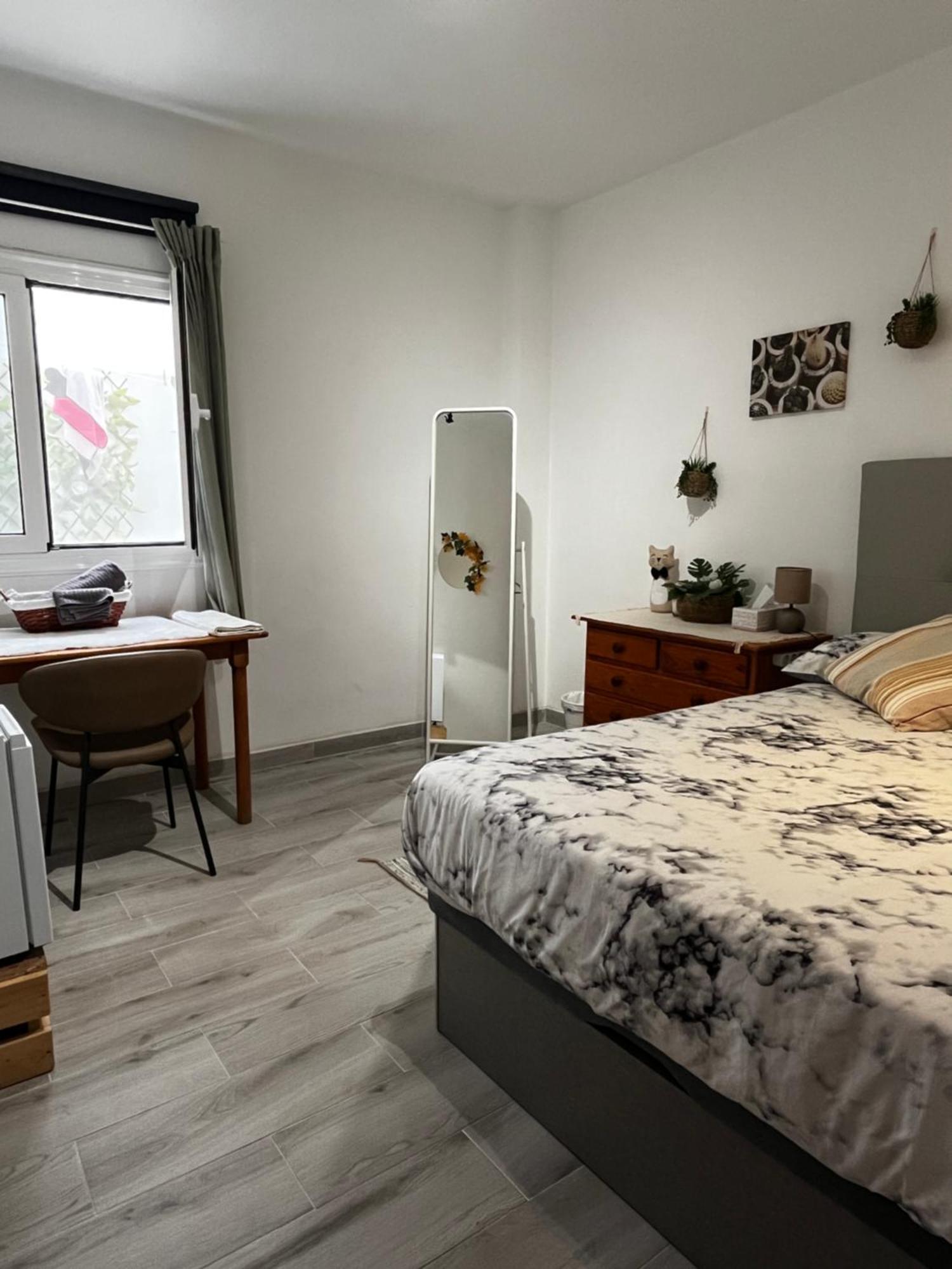 Amanecer Isleno Habitaciones Arrecife  Exterior photo