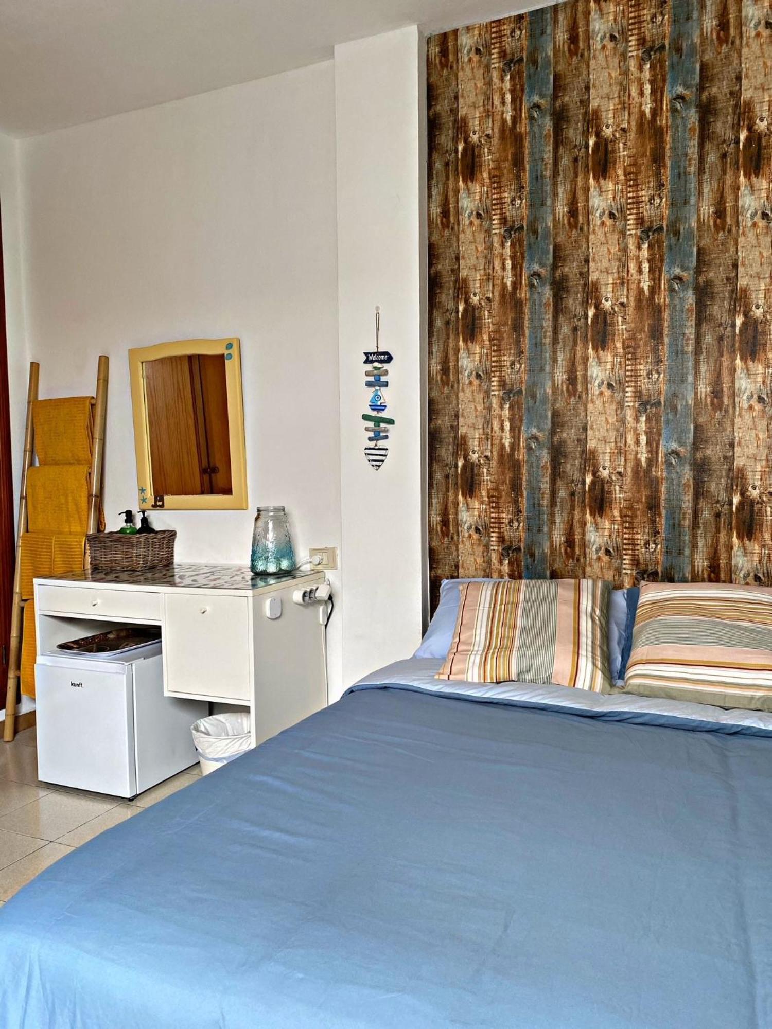 Amanecer Isleno Habitaciones Arrecife  Exterior photo